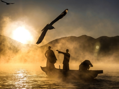 The Sunrise Appointment of the Mosuo People