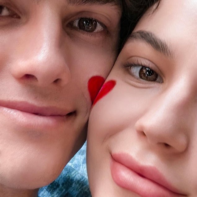 Photos taken by HUAWEI nova 14 Pro, demonstrating front multi-focal portrait