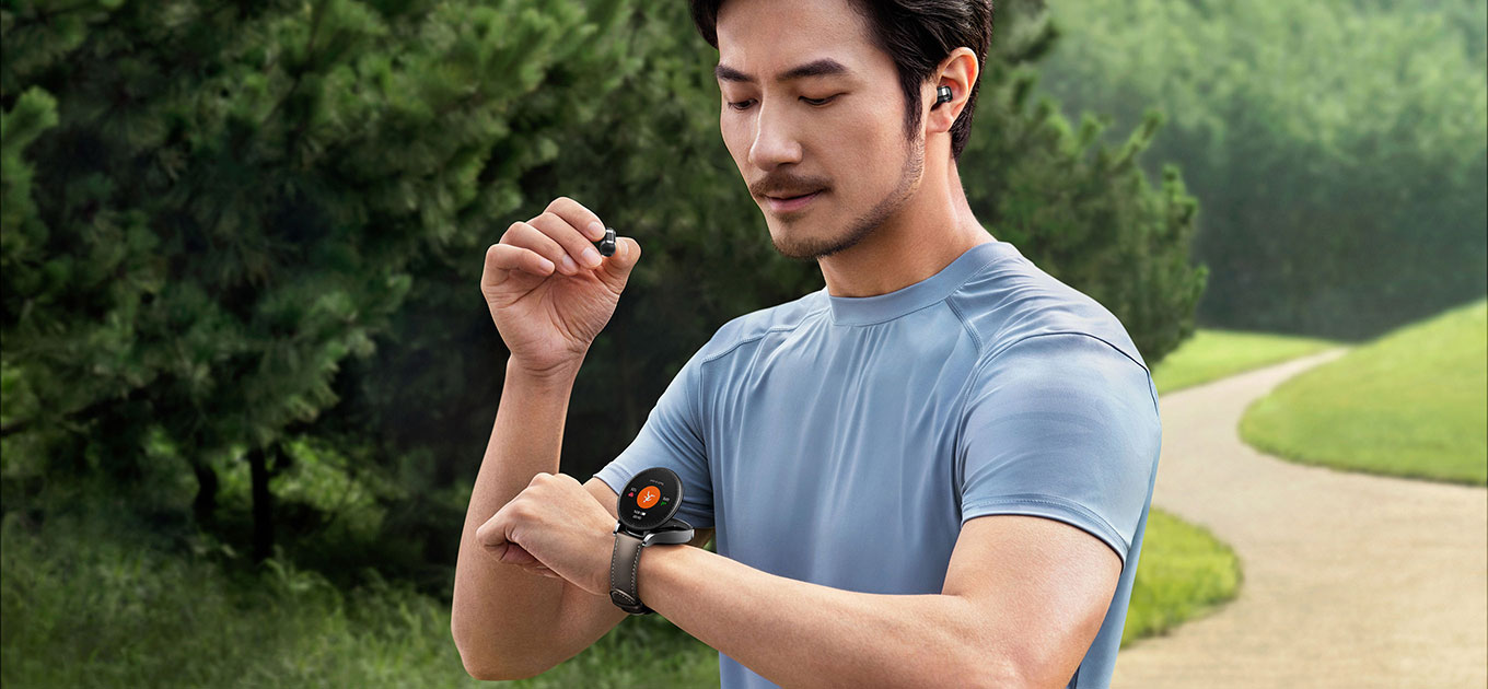 Watch with headphones inside discount